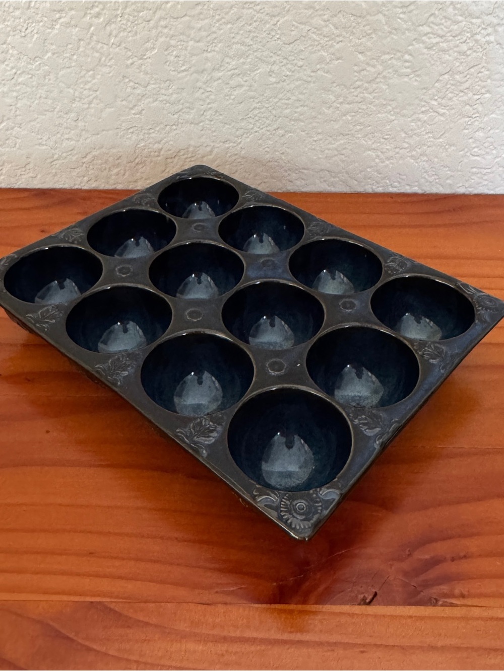 Anthropologie Egg Holder - Deep Navy, Floral Details